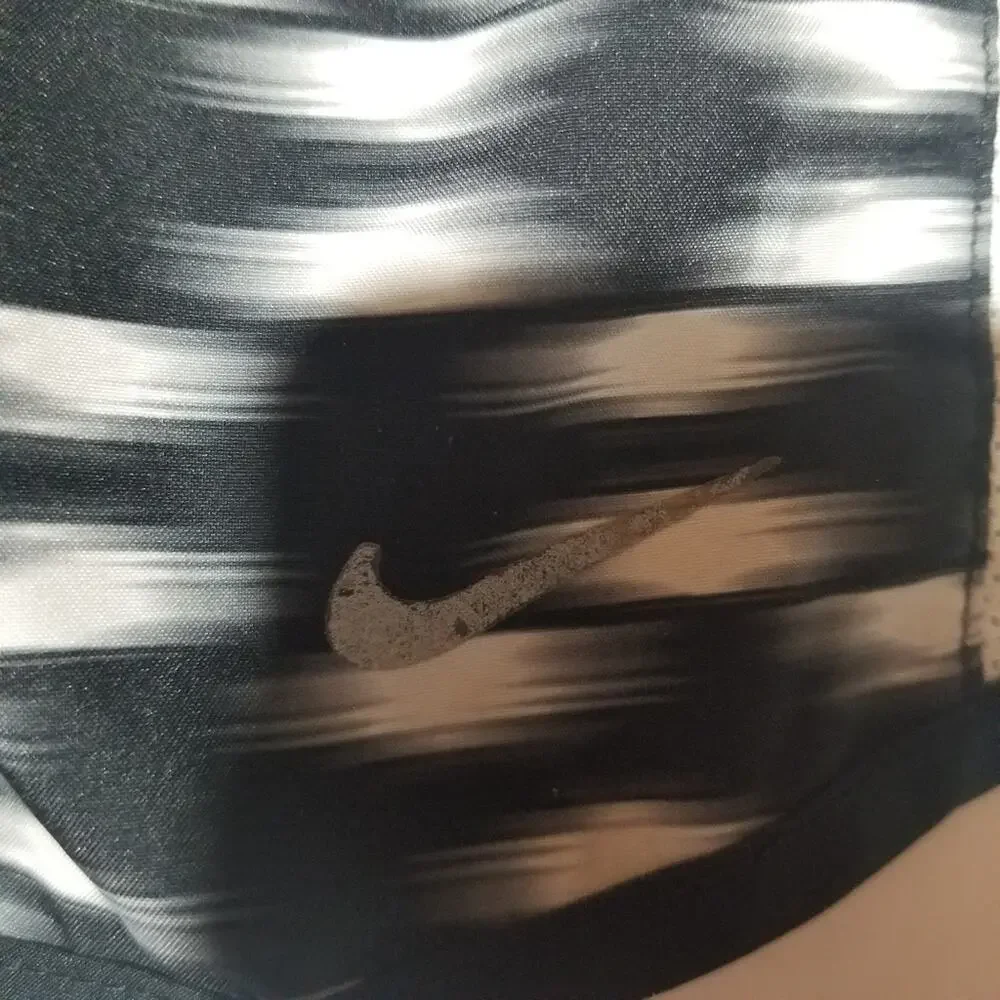 Nike Dri Fit Racer Printed Women's Running Training Shorts Size Small